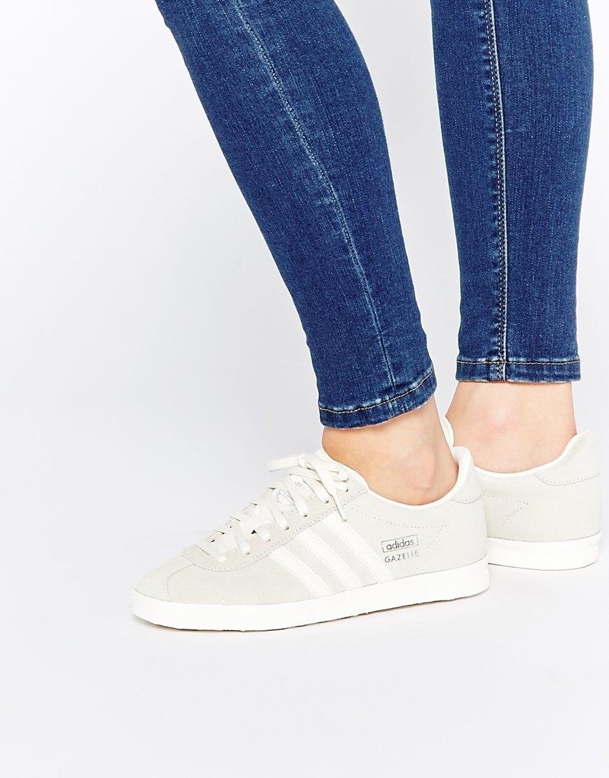 womens adidas gazelle off white