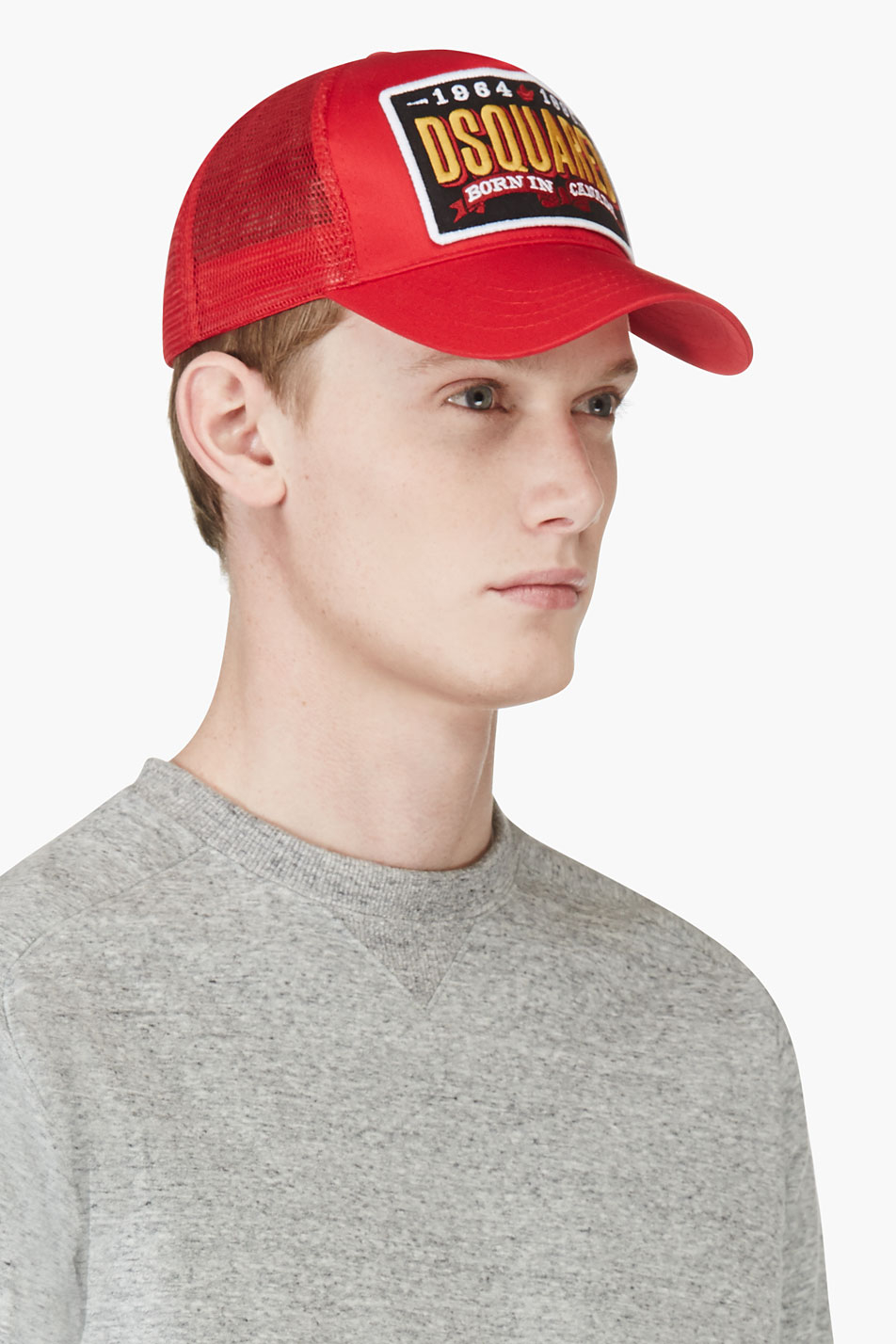dsquared cap on head