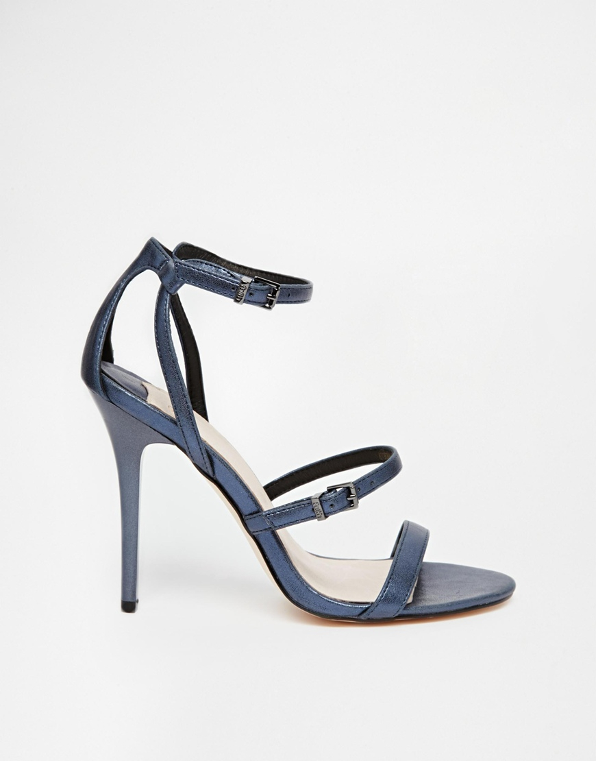 faith navy heels