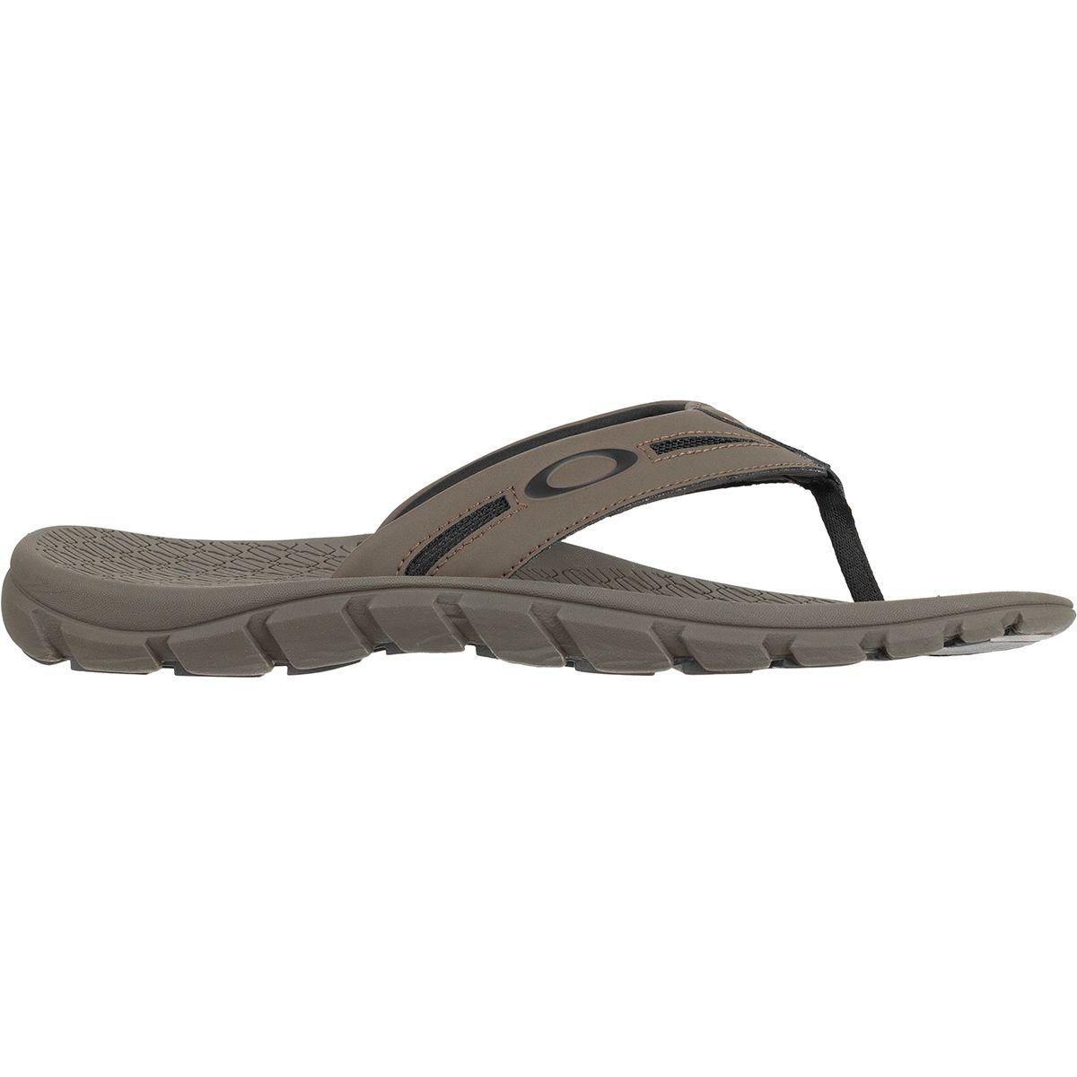 oakley operative 2.0 flip flops