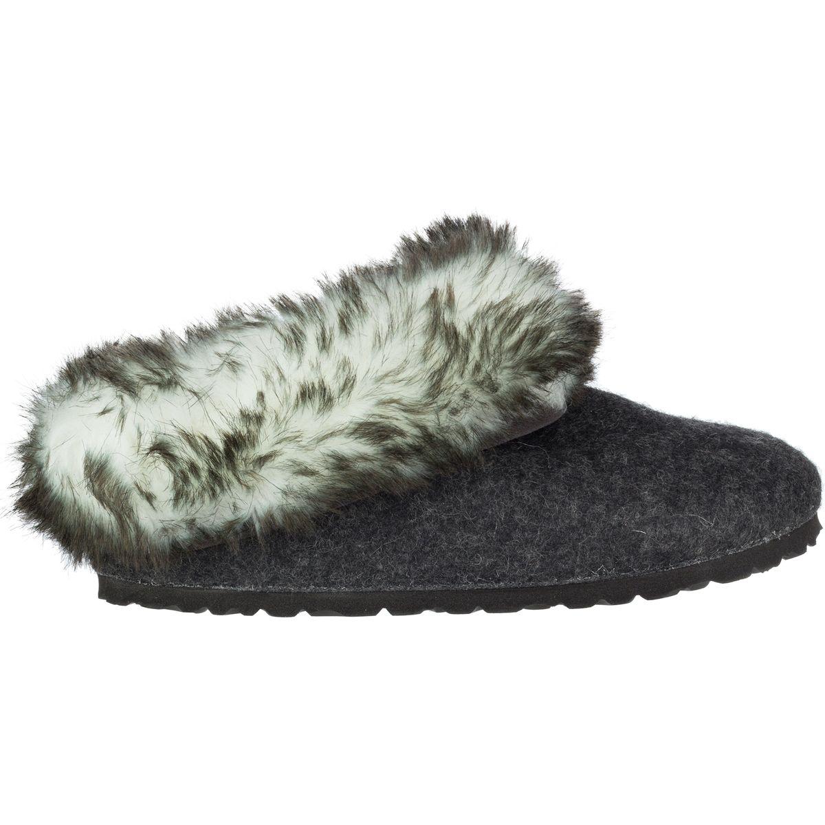 grey fluffy birkenstocks