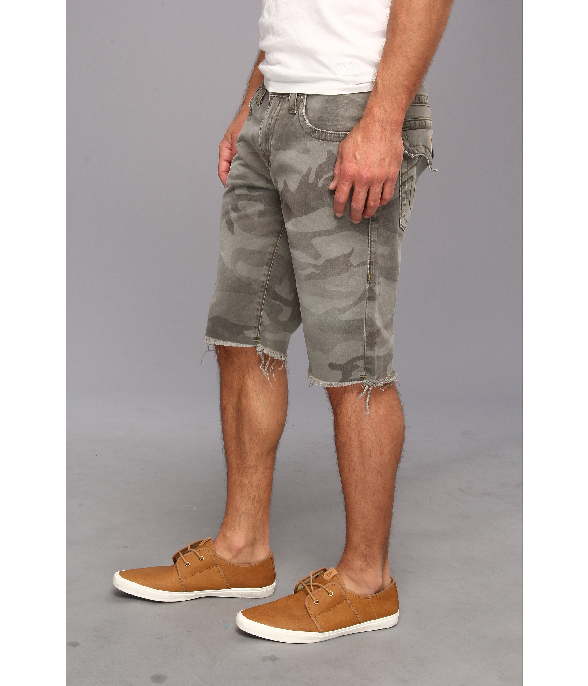 True religion shop camo shorts