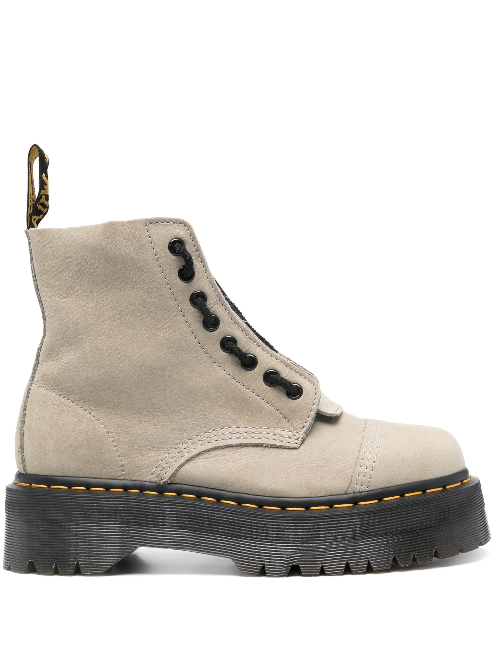 Dr. Martens in saldo Sconti fino al 70 Lyst