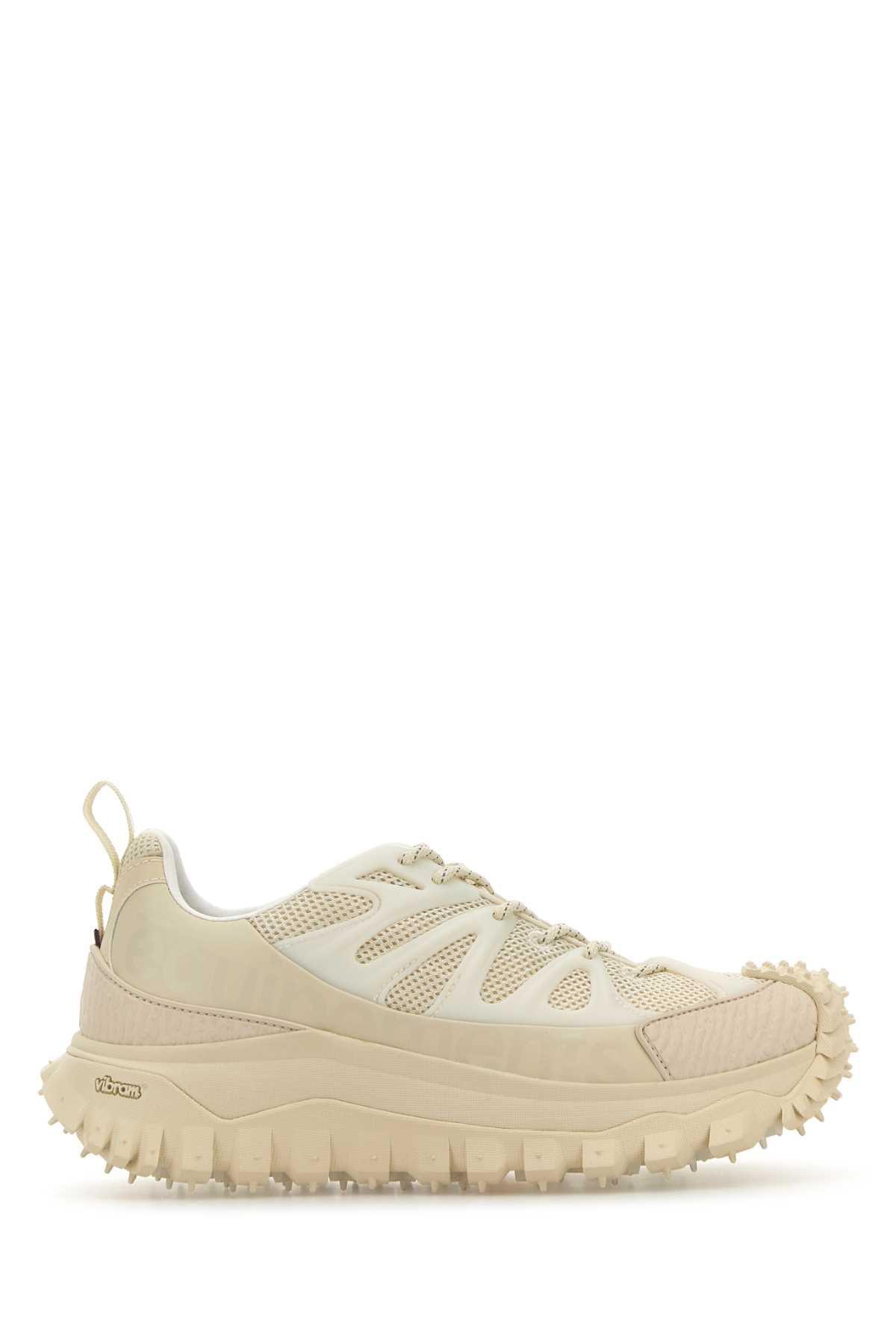 スニーカー MONCLER IVORY TRAILGRIP AMOEBA SNEAKERS White Trailgrip Amoeba Sneakers by Salehe Bembury - Sneakers