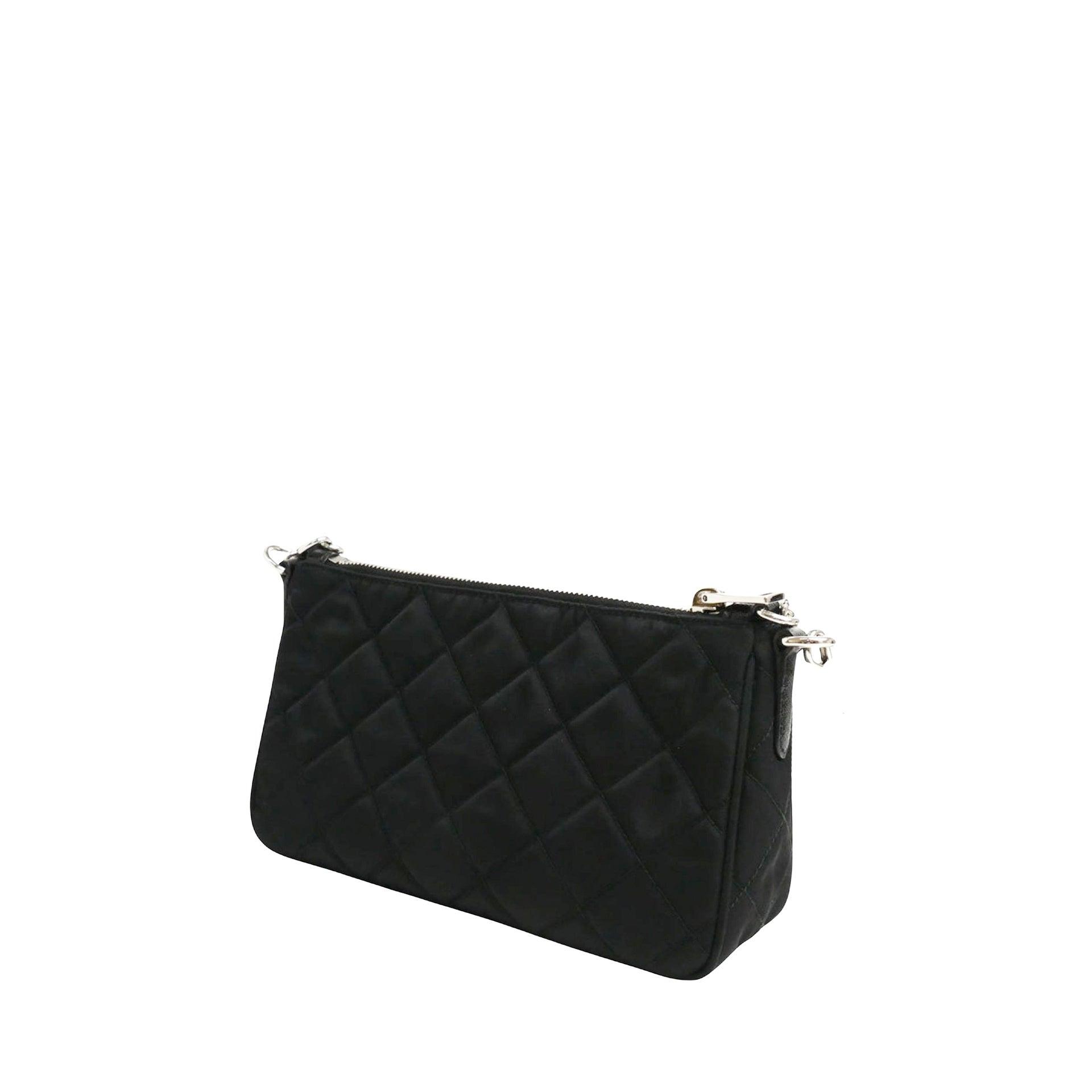 Prada Quilted Chain Shoulder Bag in Black | Lyst UK