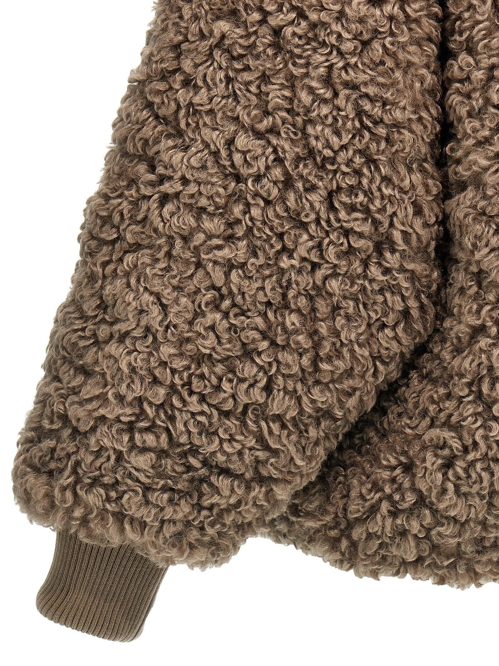 Fluffy poopy jacket new arrivals