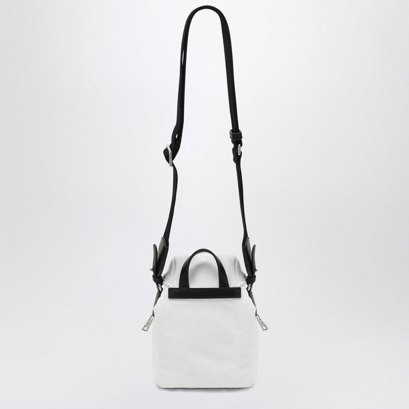 バックパック・リュック Moncler Mini Trick white shoulder bag Moncler Mini Trick Shoulder Bag in White | Lyst