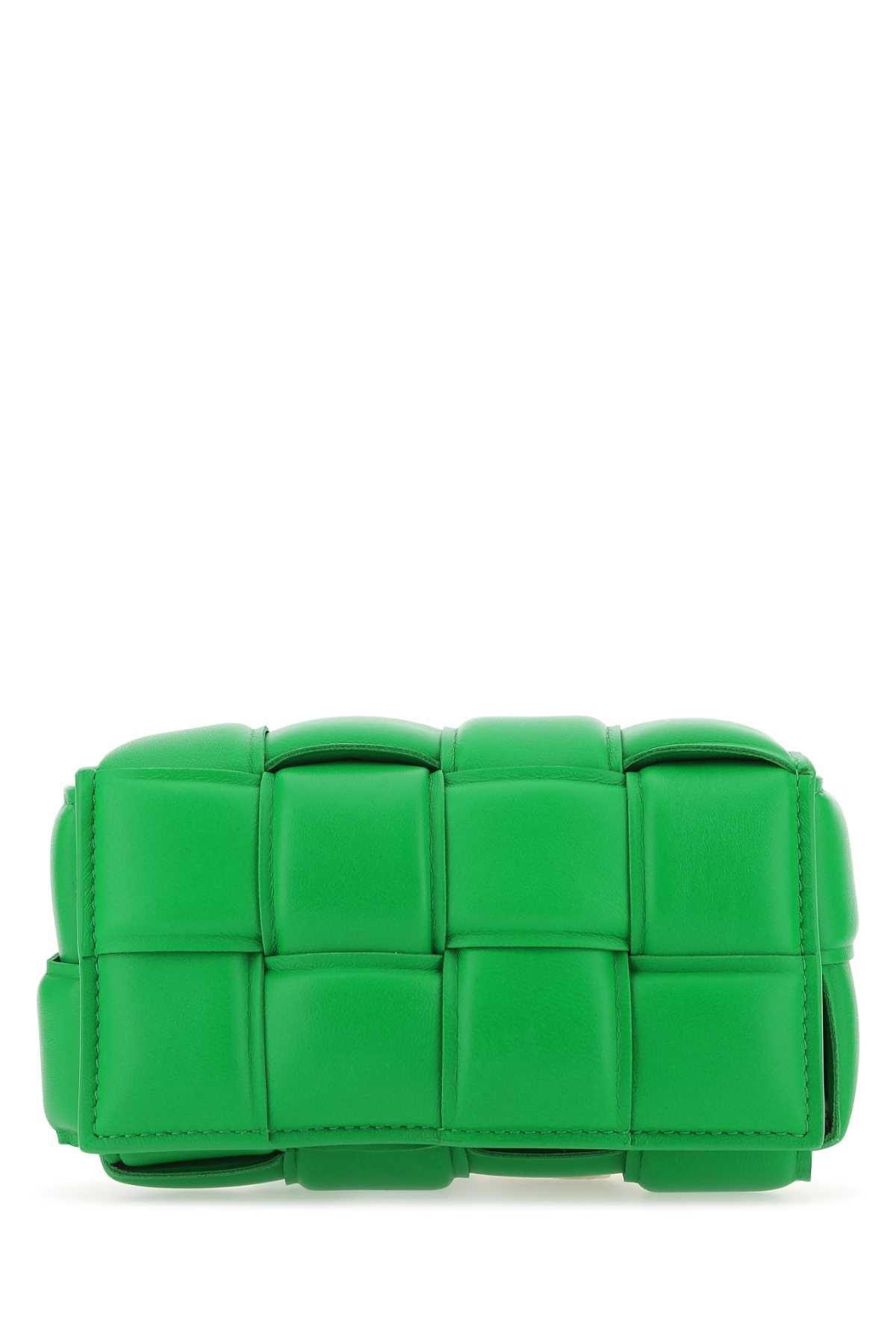 ショルダーバッグ・ポシェット BOTTEGA VENETA GRASS GREEN PADDED CASSETTE BELT BAG Bottega Veneta Grass Nappa Leather Padded Cassette Belt Bag