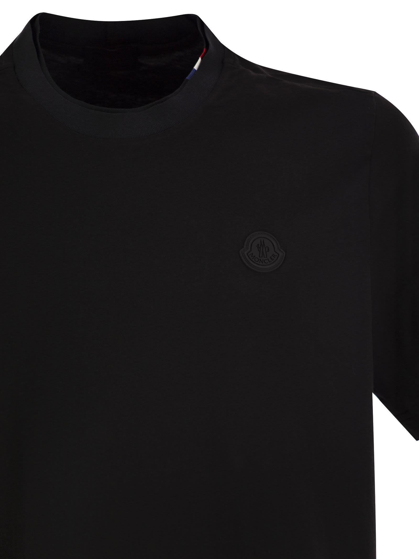 専用　MONCLER スタッズ　ブラック Tシャツ ロゴ装飾 4S463 Moncler ロゴ Tシャツ | ブラック | FARFETCH JP