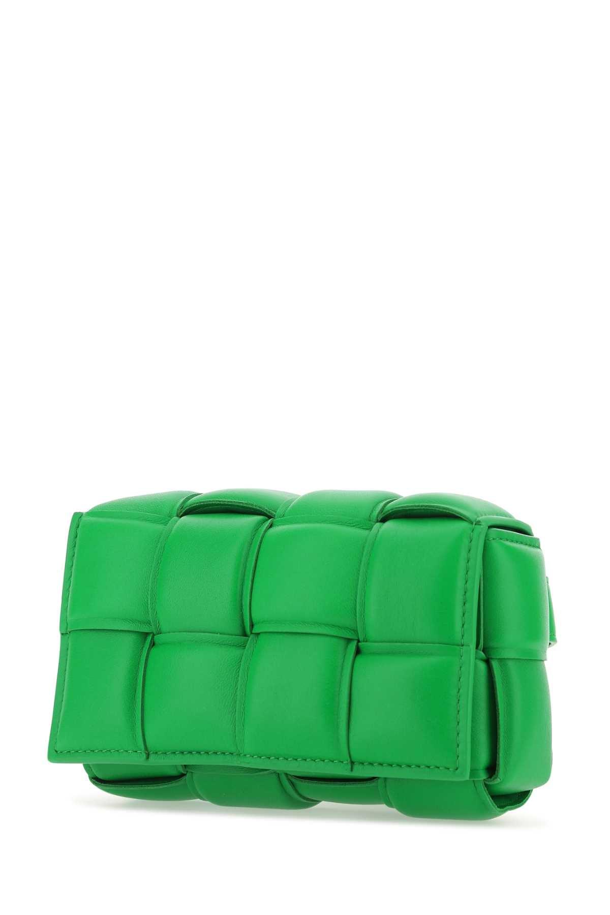 ショルダーバッグ・ポシェット BOTTEGA VENETA GRASS GREEN PADDED CASSETTE BELT BAG Bottega Veneta Grass Nappa Leather Padded Cassette Belt Bag
