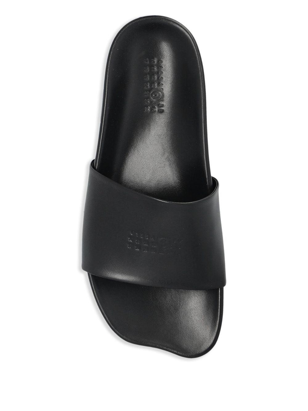 メゾンマルジェラ MM6 LAMINATED FAUX LEATHER FLIP FLOP MAISON MARGIELA MM6 LAMINATED FAUX LEATHER FLIP FLOP