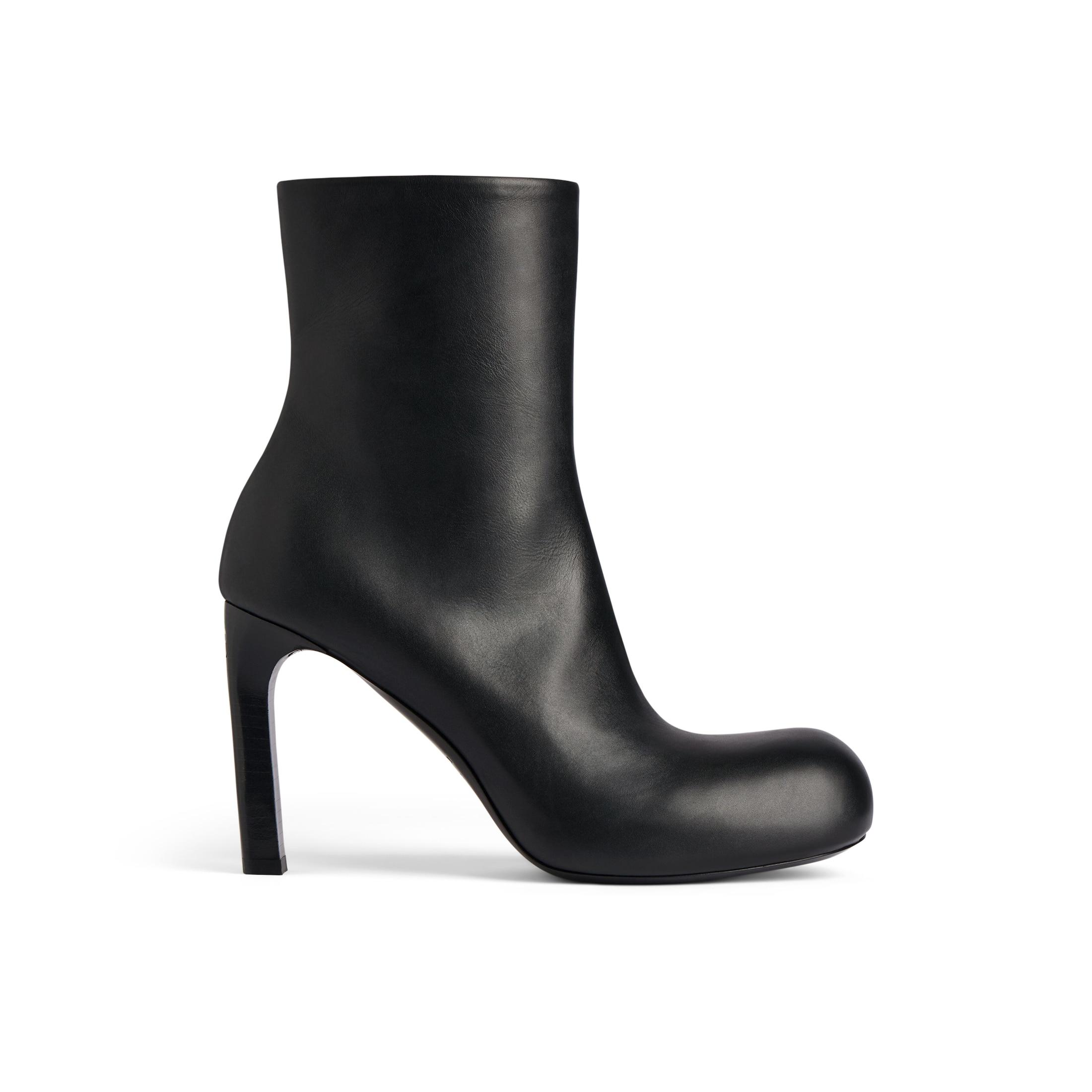 ショートブーツ・ブーティ Balenciaga Leather Ankle Boots Black 804517WBCW0 BALENCIAGA: Boots woman - Black | Balenciaga flat ankle