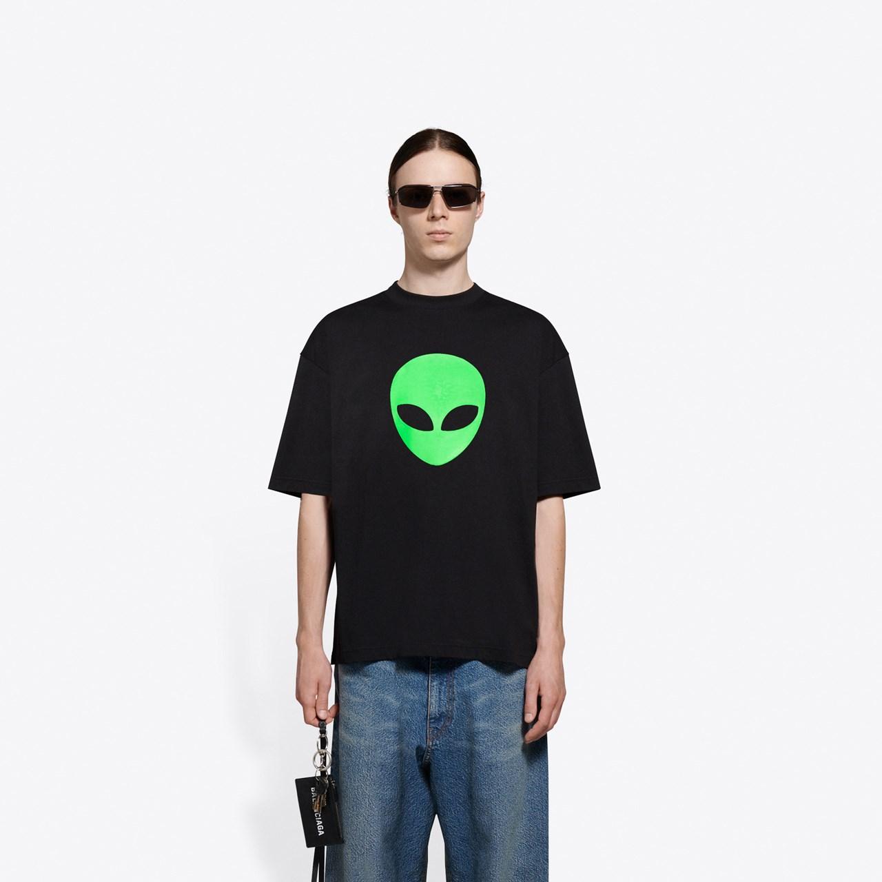 exterior para agregar Agricultura Balenciaga Alien Medium Fit T-shirt in Black for Men | Lyst