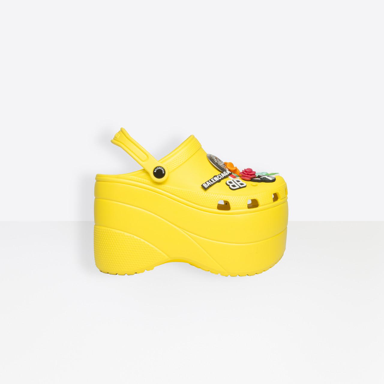 balenciaga foam platform clogs