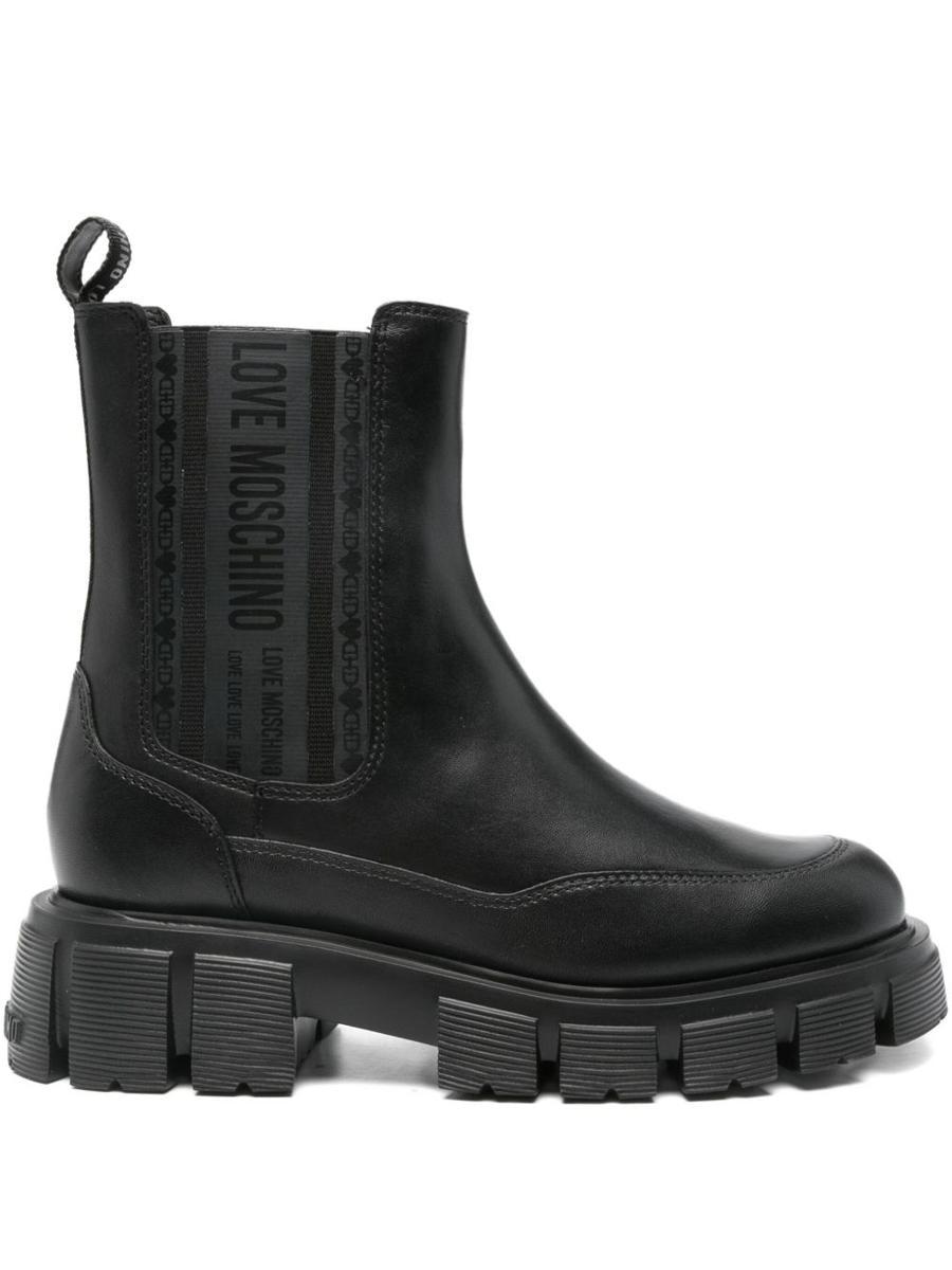 ショートブーツ・ブーティ LOVE MOSCHINO Woman Flat ankle boots Black JA24114G0LIM6 00A Love Moschino Outlet: Flat ankle boots woman - Black | Love