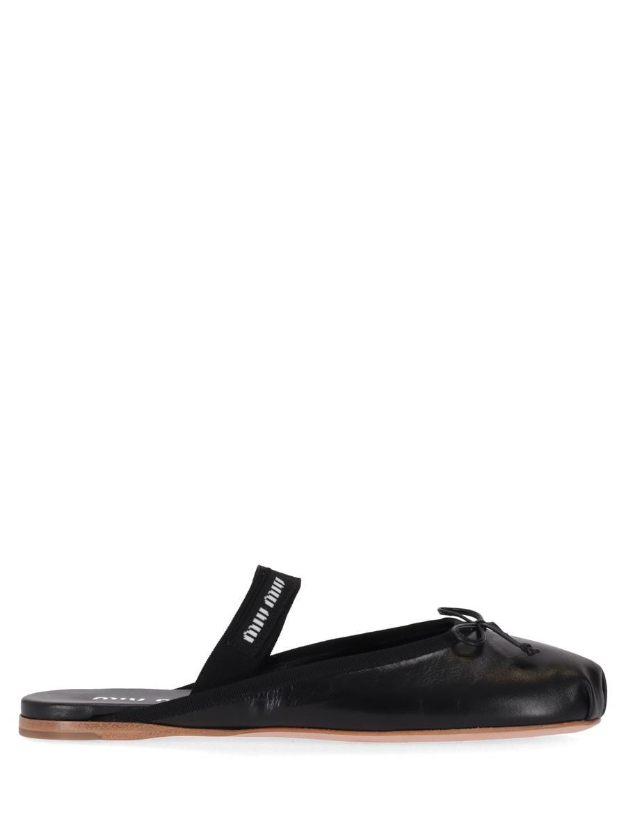 サンダル・ミュール MIU MIU SUEDE FLAT SANDALS miu 未使用品 ミュウミュウ miumiu Raffia-effect woven fabric