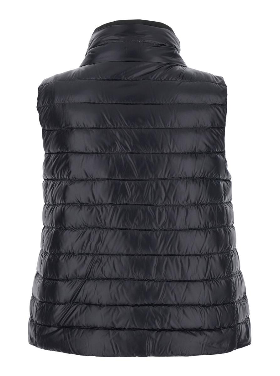 【送料&関税込】Herno Black Reversible Sleeveless Vest With Herno Reversible Sleeveless Vest in Black | Lyst