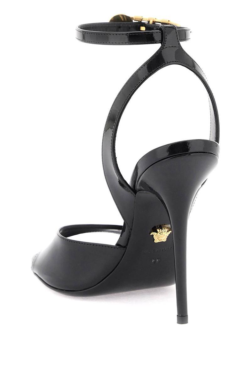 サンダル・ミュール VERSACE 'safety pin' patent leather sandals 1003205 D2VE Versace 'safety Pin' Patent Leather Sandals in Black | Lyst