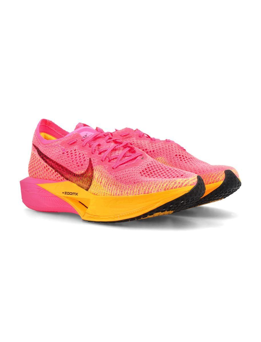 Zoomx hotsell vaporfly pink