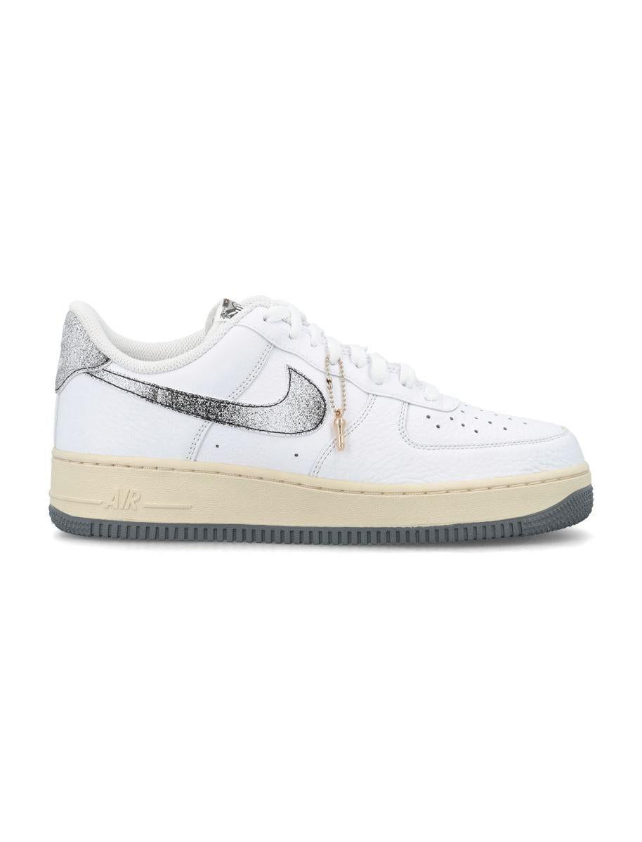 Nike Air Force 1'07 Lx in White | Lyst