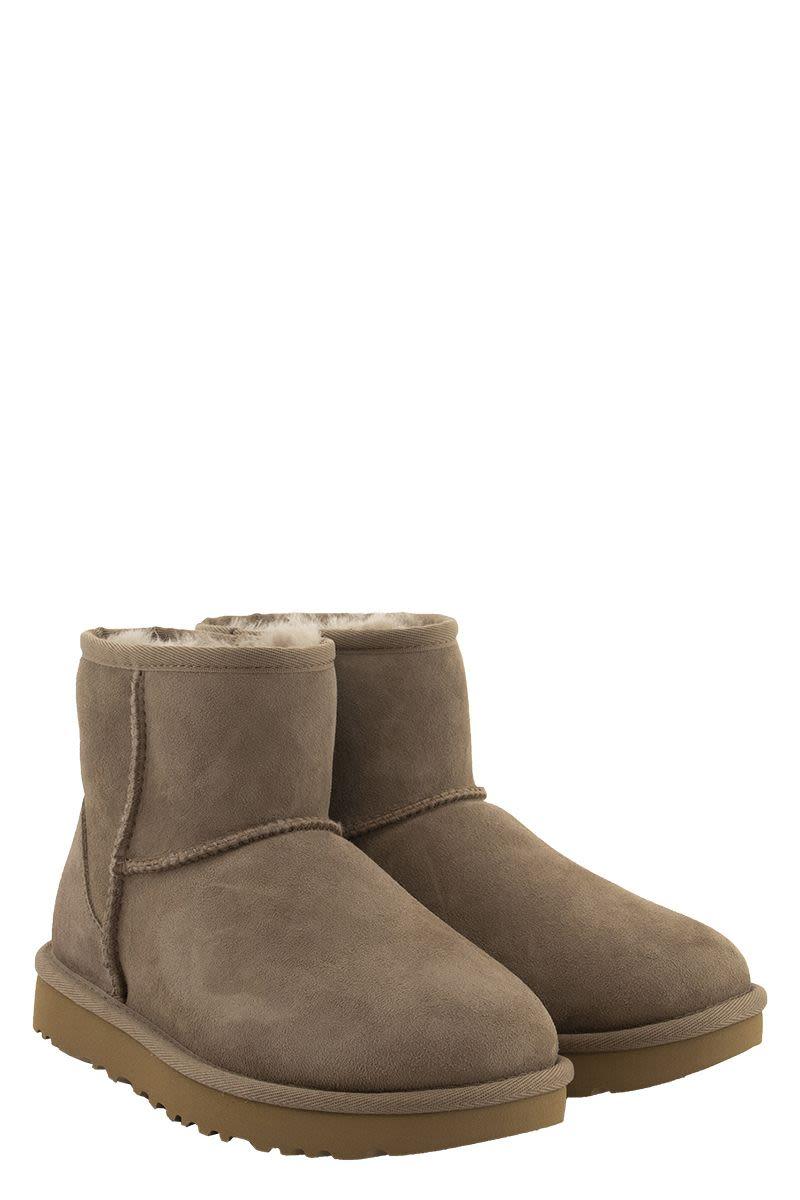short uggs caribou