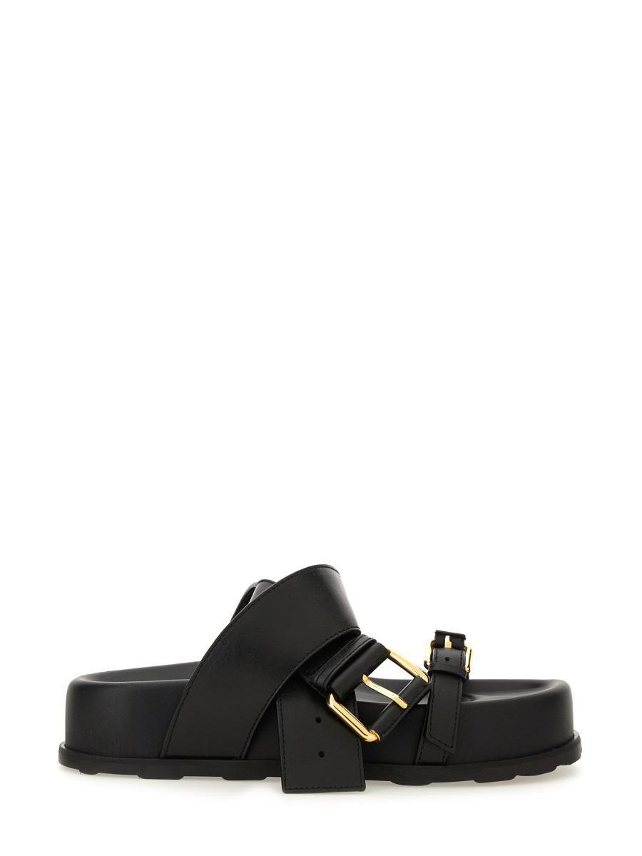 サンダル・ミュール Moschino Black Leather Sandal With Woven Buckle Detail Moschino Black Leather Sandal With Woven Buckle Detail
