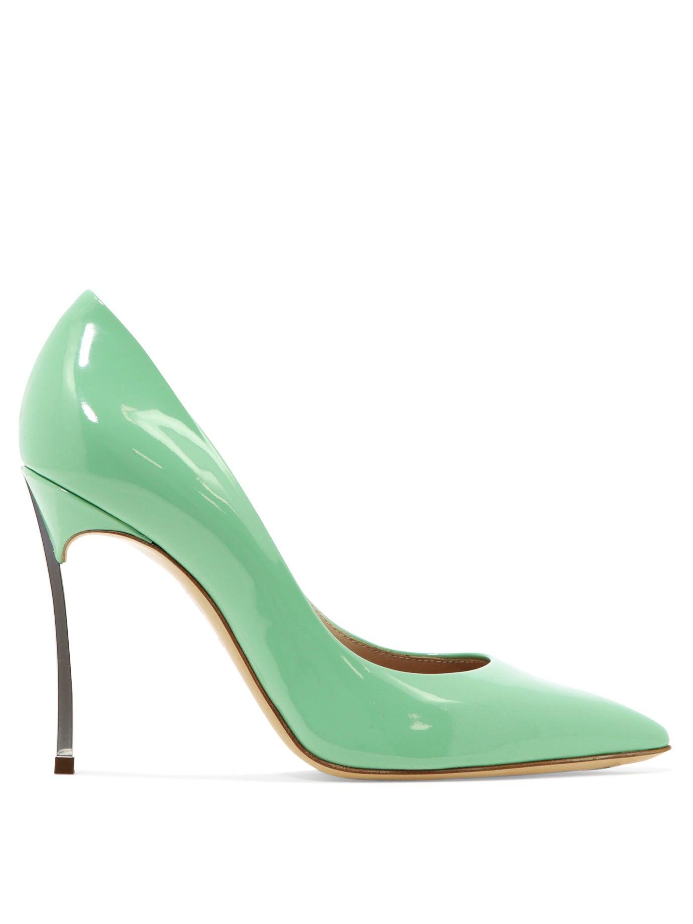 cheap Sure engineer Casadei "blade" Pumps in Green - Save 46% | Lyst