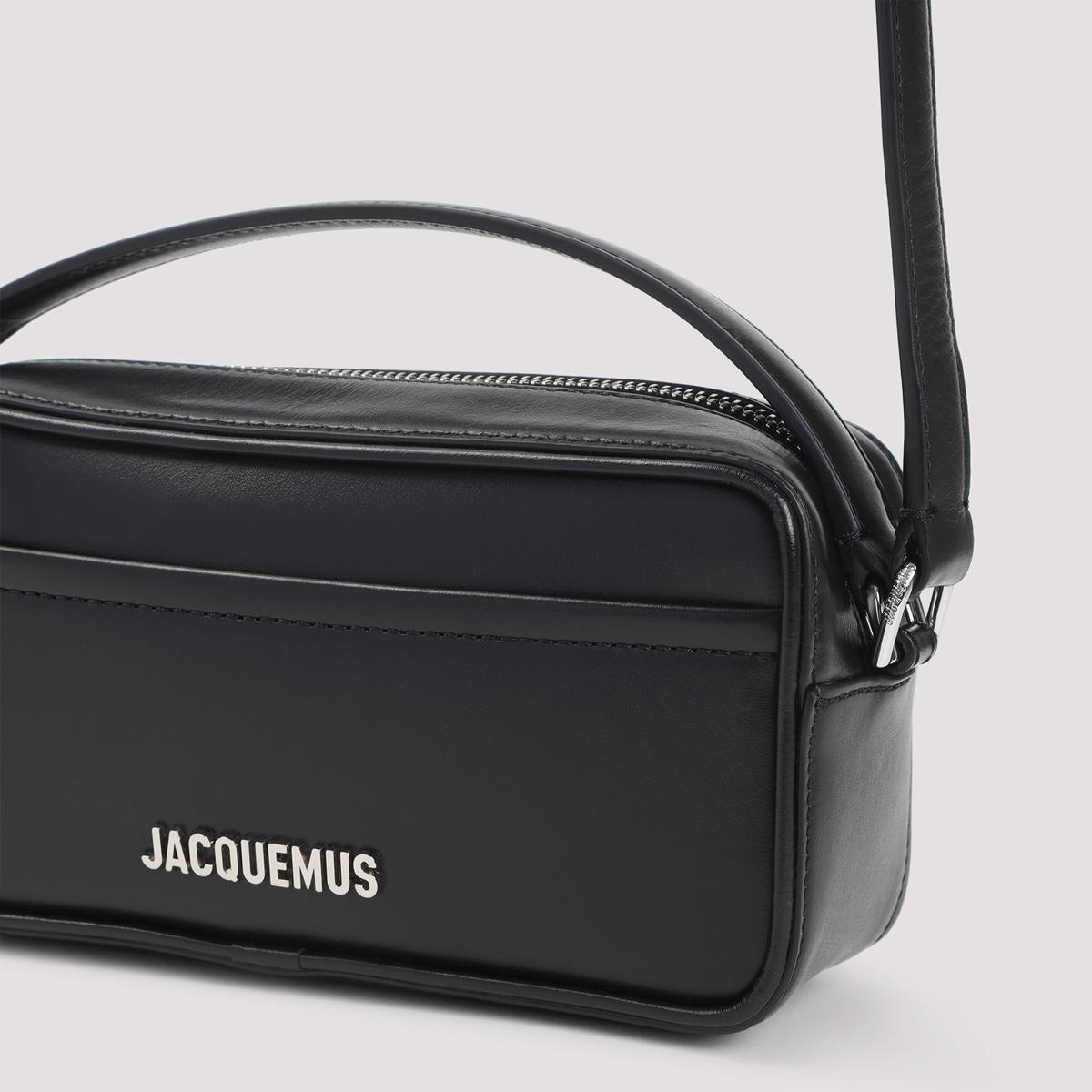 ショルダーバッグ JACQUEMUS Men Messenger Bags 245BA3733174990 Black Jacquemus Le Bambino Messenger Bag | Black | FARFETCH