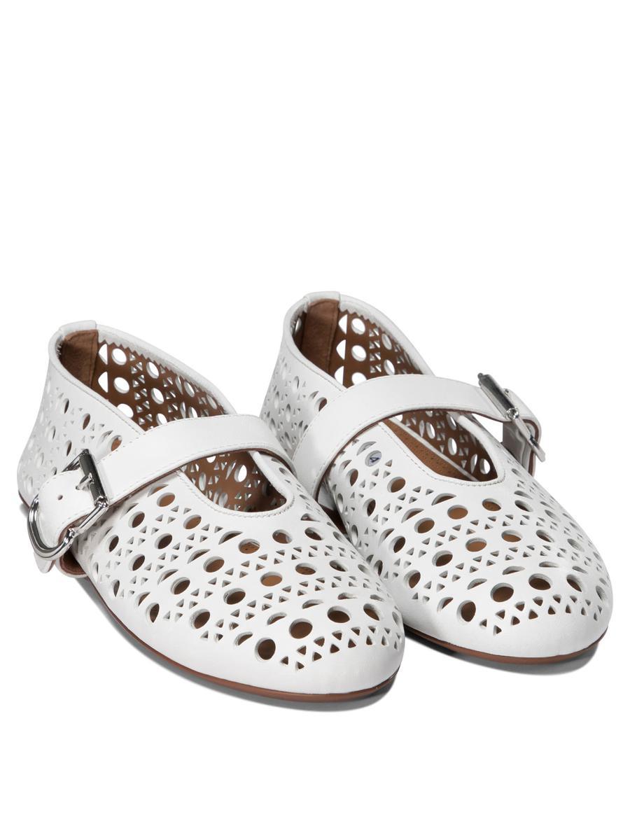 バレエシューズ ALAIA White Vienne Leather Ballerinas Vienne leather ballet flats in white - Alaia | Mytheresa