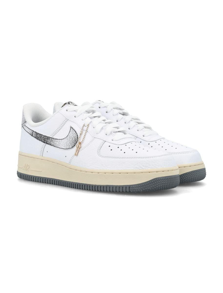 Nike Air Force 1'07 Lx in White | Lyst