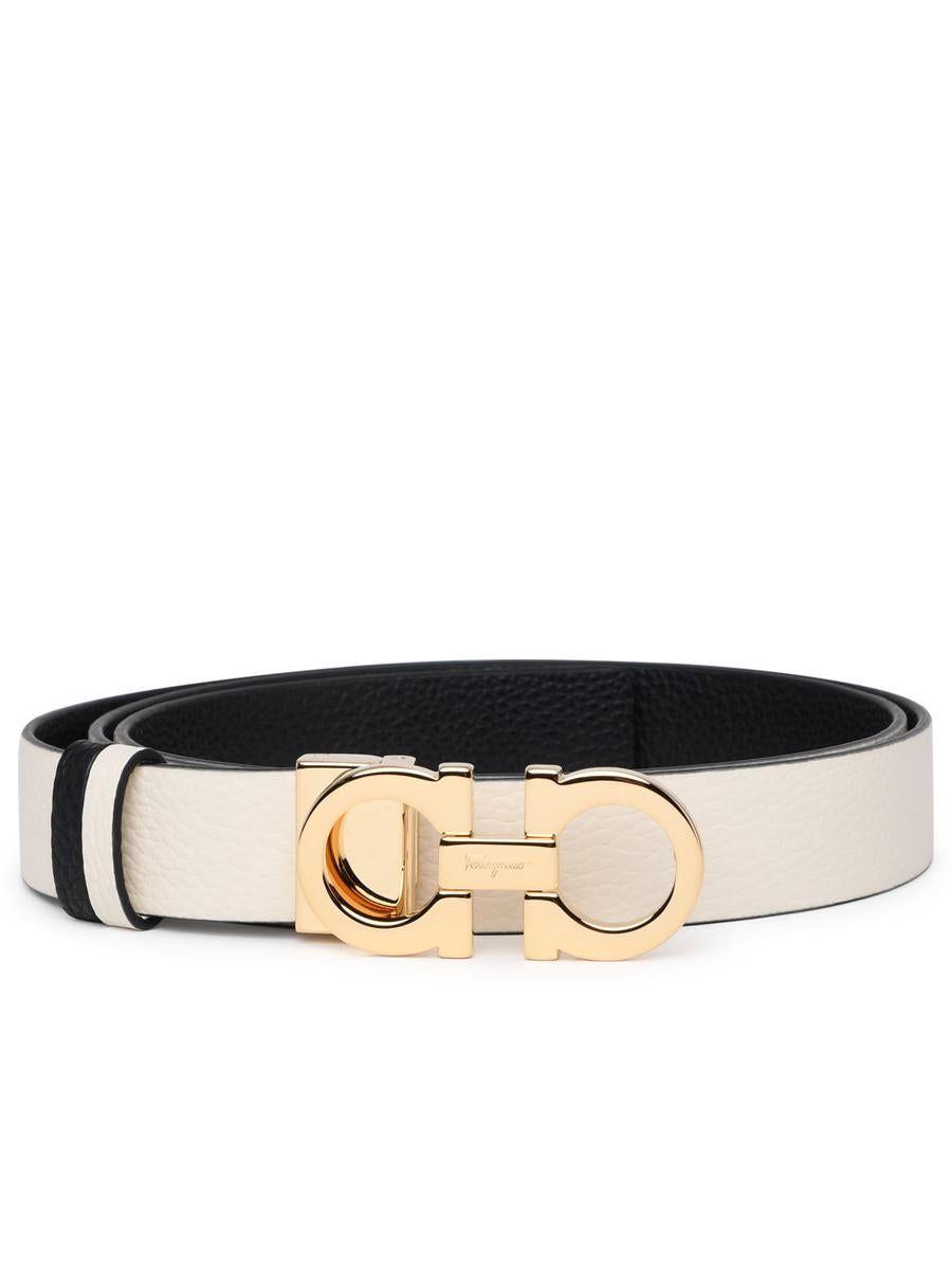 Ferragamo Mascarpone Leather Hook Belt in Black | Lyst