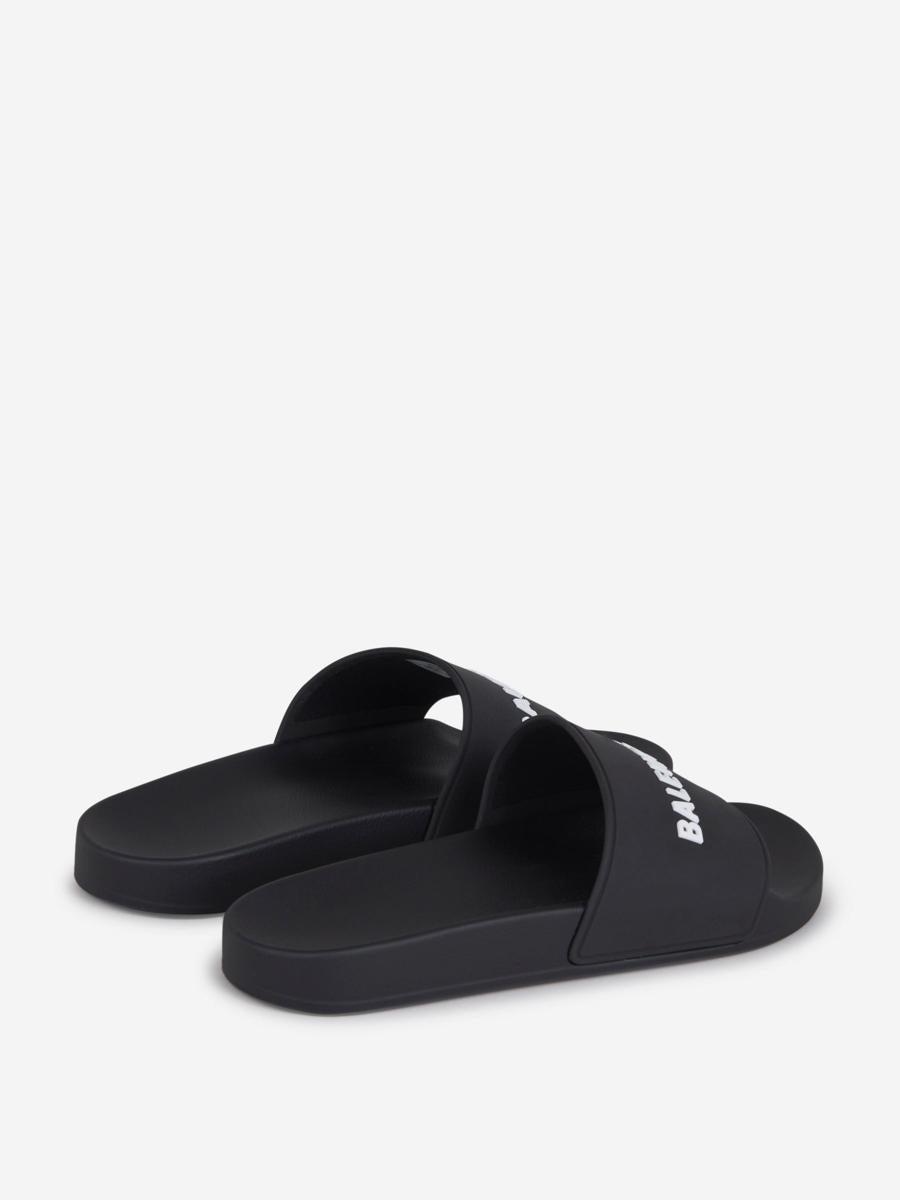 Balenciaga flops shop