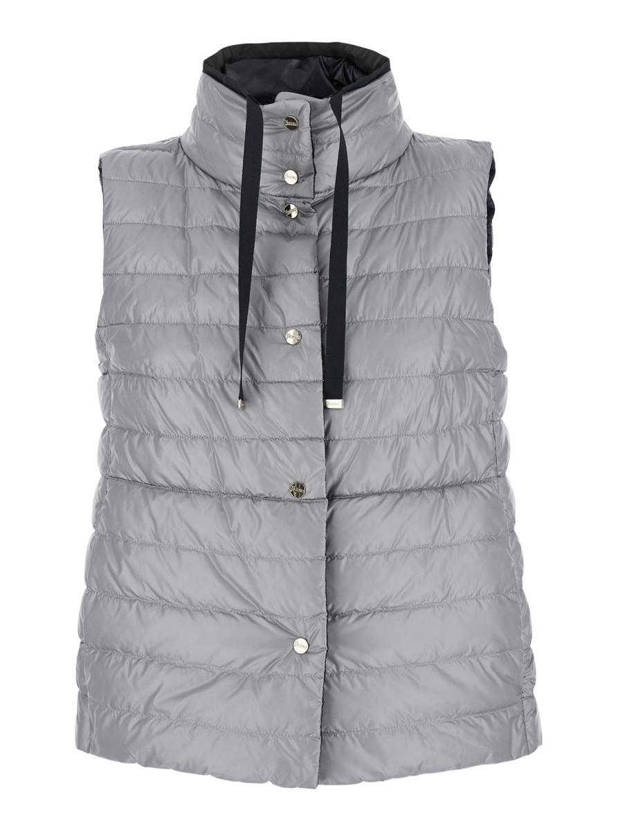 【送料&関税込】Herno Black Reversible Sleeveless Vest With Herno Reversible Sleeveless Vest in Black | Lyst