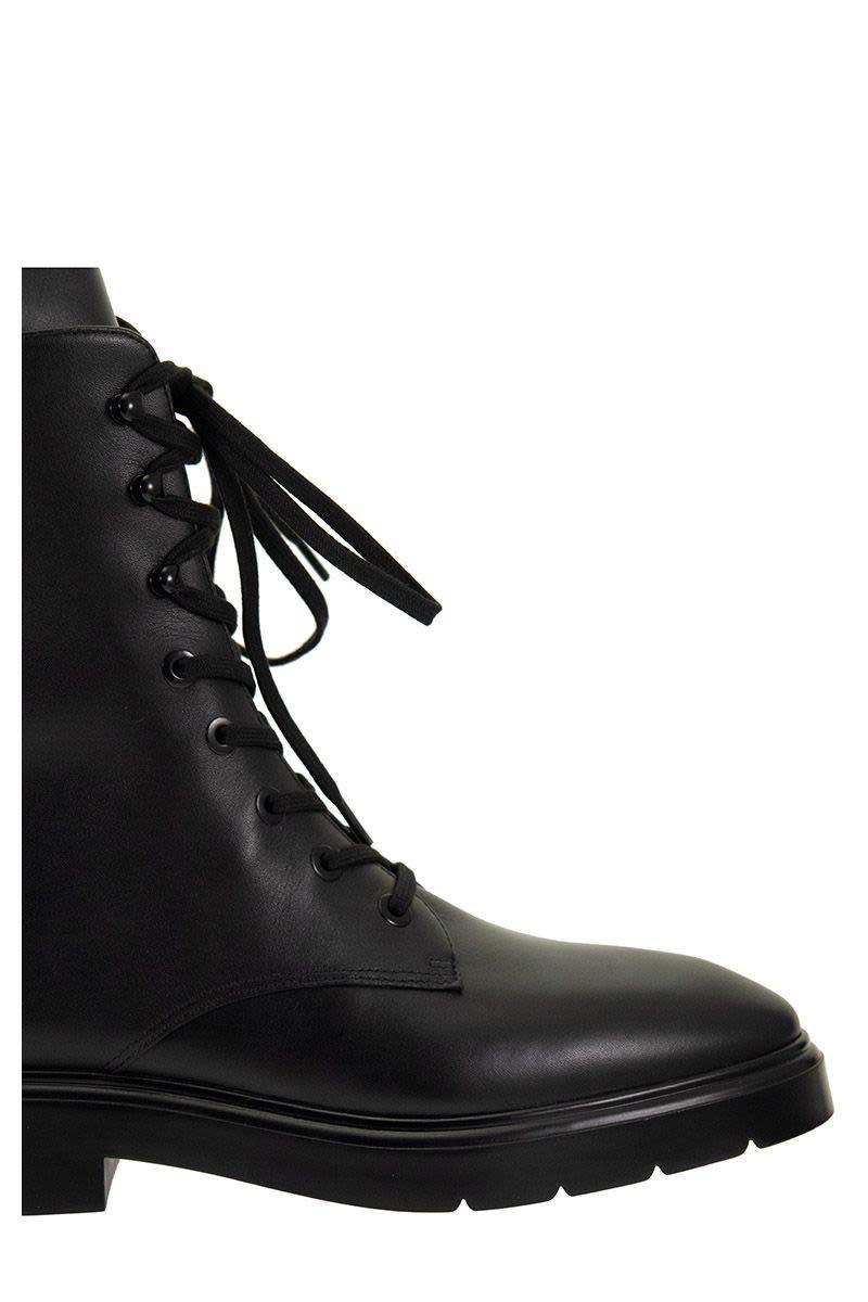 stuart weitzman mckenzee boot black