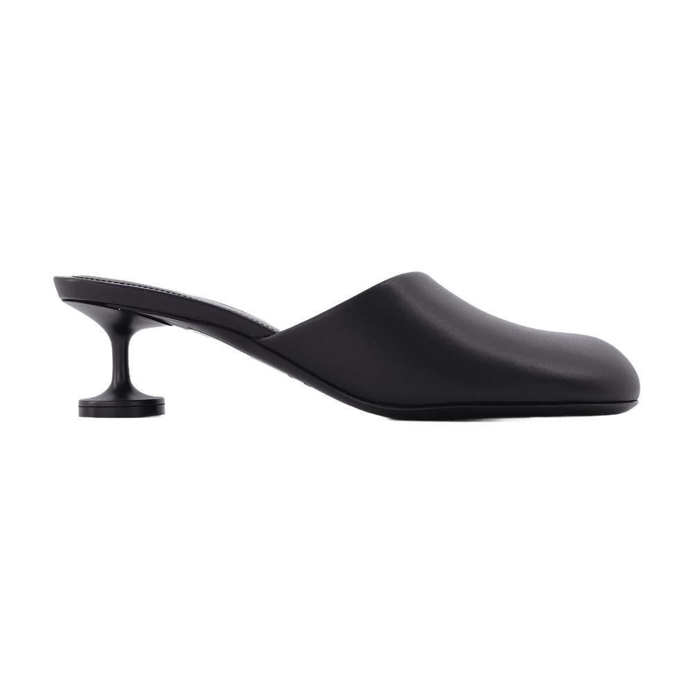 サンダル・ミュール BALENCIAGA Lady Mule M50  in Black Leather Balenciaga Lady Mule M50 in Black | Lyst