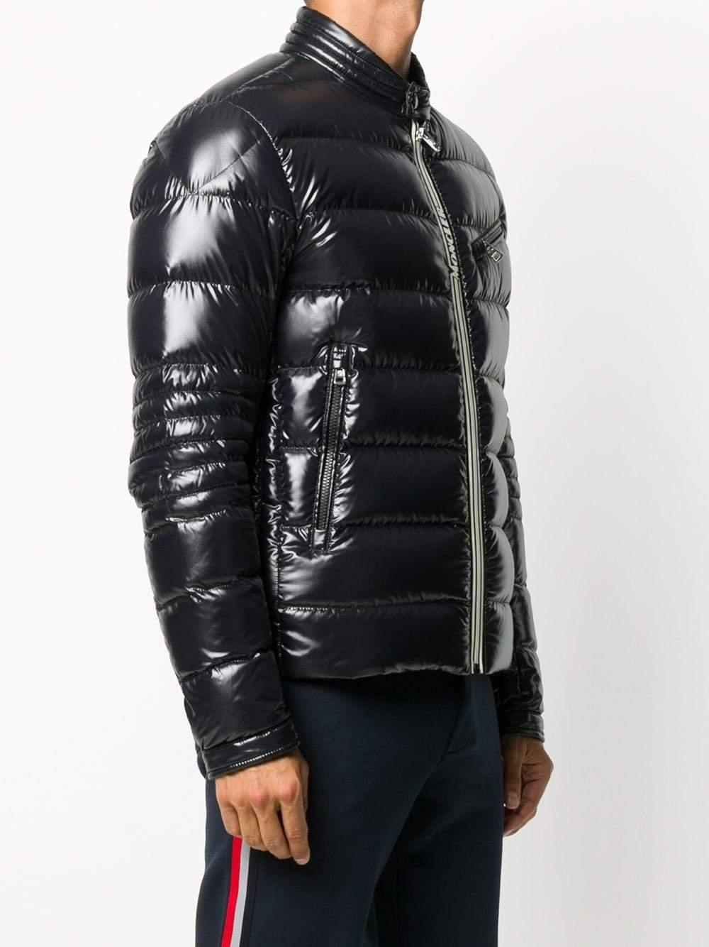 Moncler Berriat Jacket in Black for Men - Save 62% | Lyst