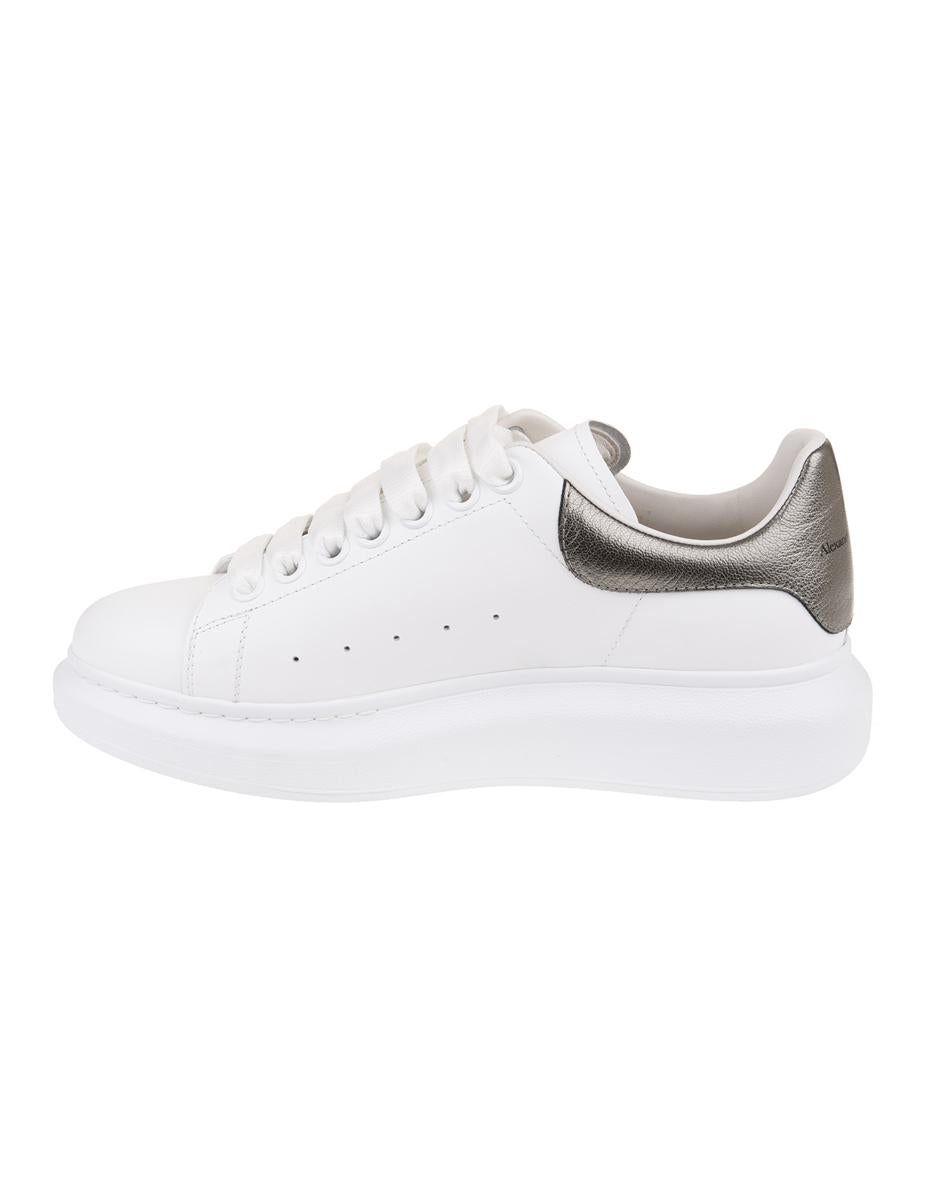 Alexander McQueen Oversize Sneakers In White Leather With Metallic Dark  Grey Spoiler | Lyst