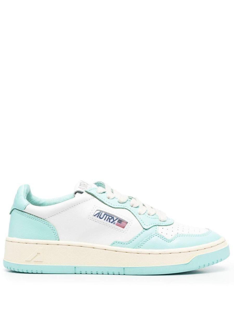 Autry 'medalist Low' White And Light E Panelled Sneakers In Leather Woman  in Blue | Lyst