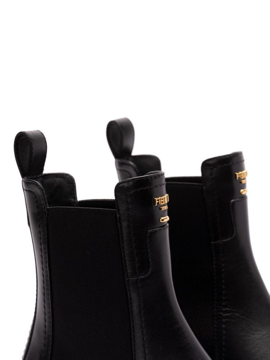 ショートブーツ・ブーティ FENDI BLACK LEATHER ANKLE BOOTS Fendi Ankle boots for Women | Online Sale up to 55% off