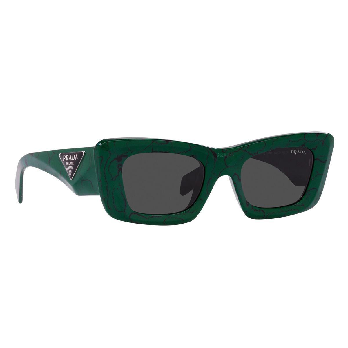 Prada Sunglasses in Green | Lyst