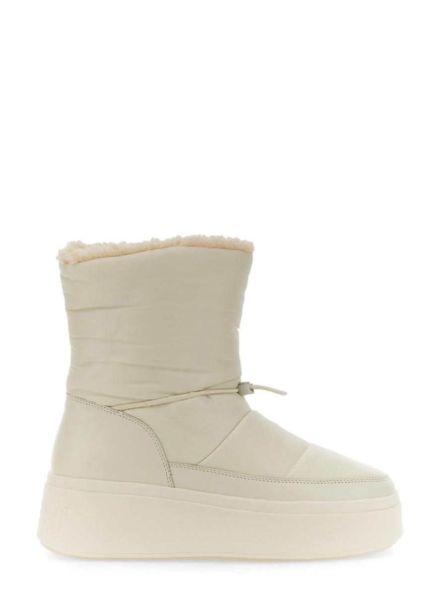 Ash Boot Mountain in Natural Lyst