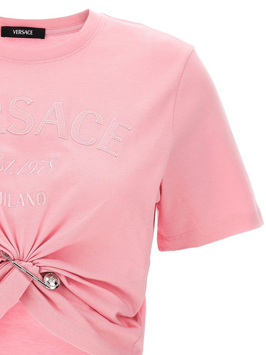 【VERSACE】Medusa Crystal Cotton T-shirt Pink Medusa embellished cotton-blend T-shirt in pink - Versace