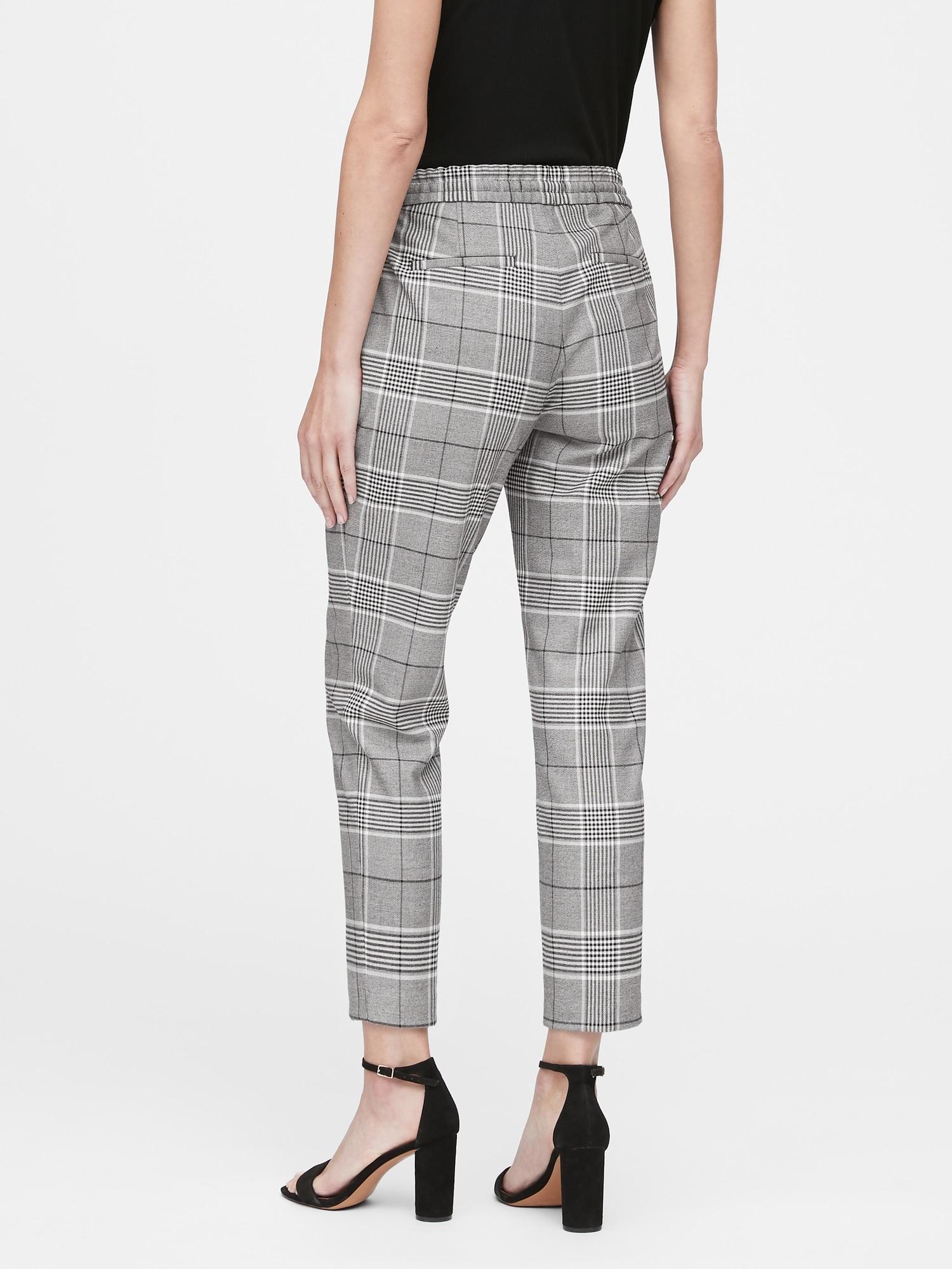 banana republic traveller pants