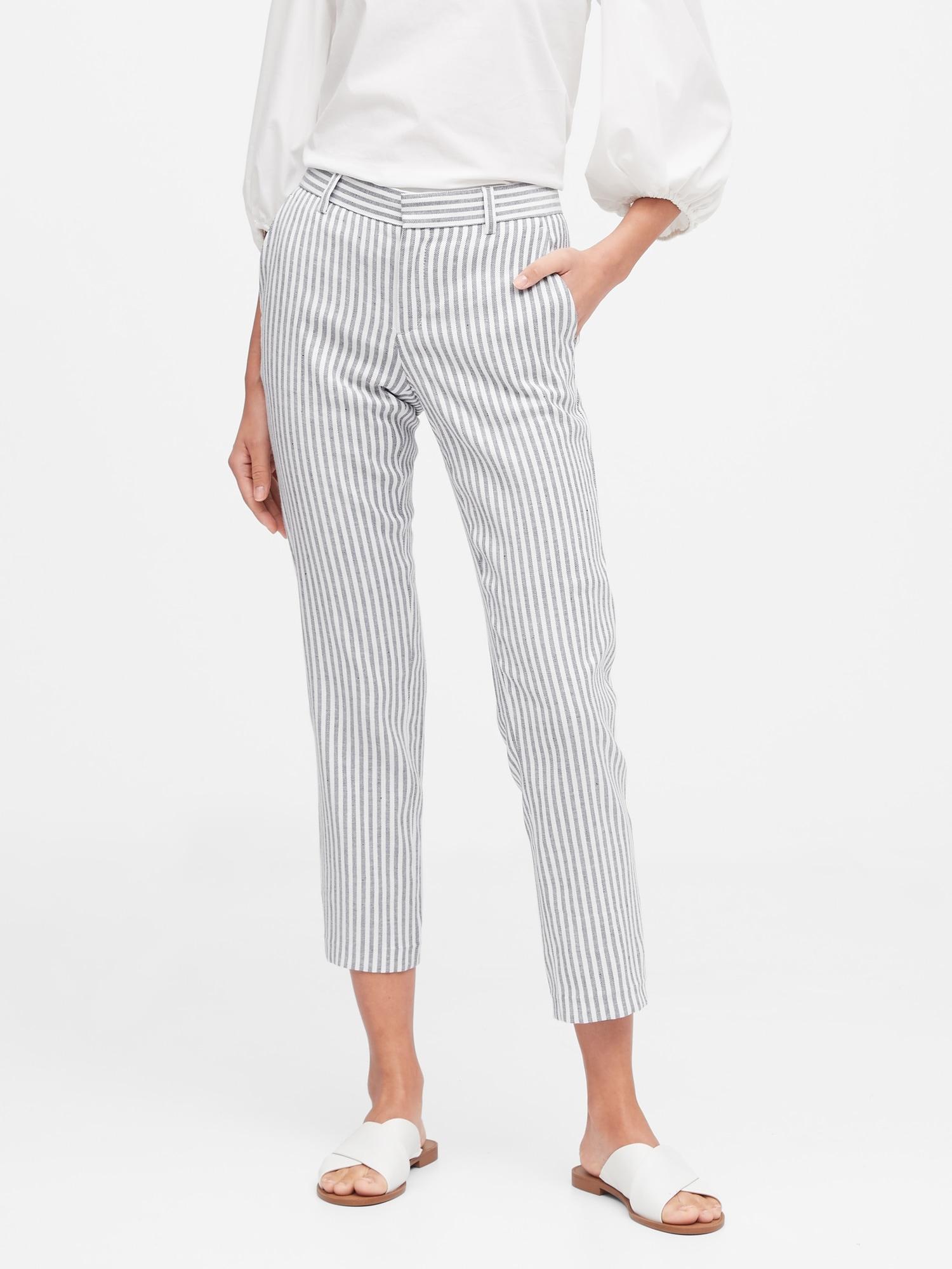 Banana Republic Avery Straightfit Linencotton Pant in White & Navy