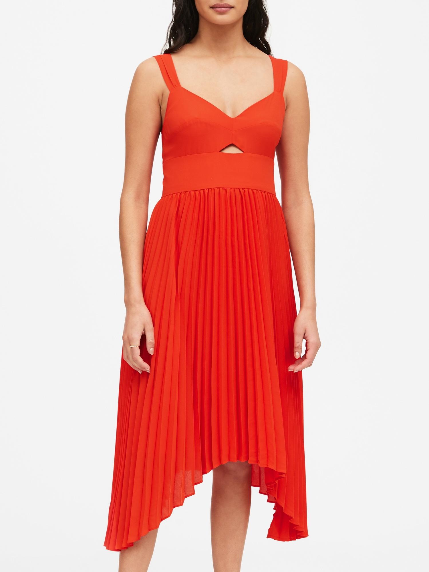 Banana Republic Sweetheart Pleated Midi Dress in Hot Red (Red) - Lyst