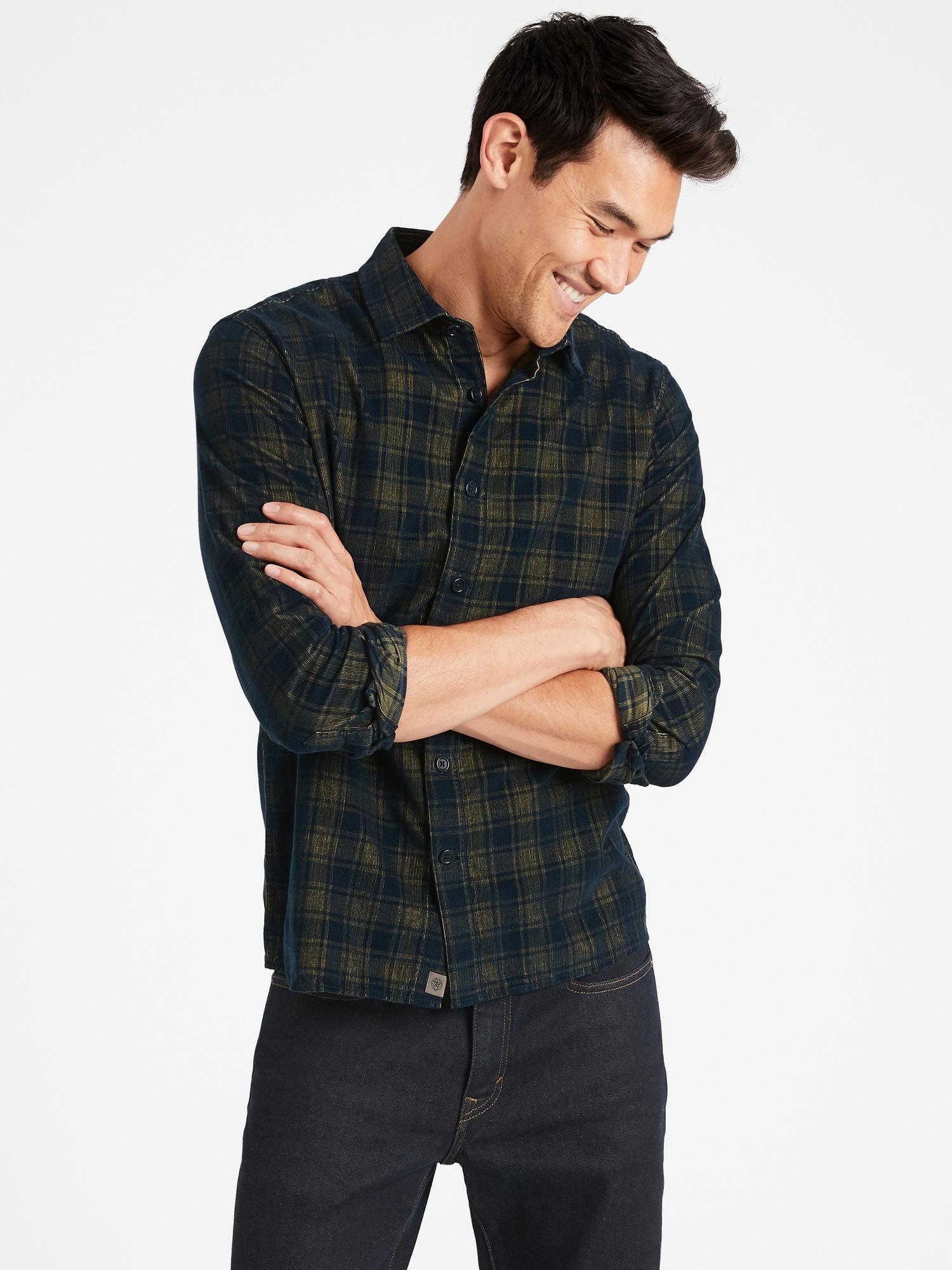 banana republic untucked