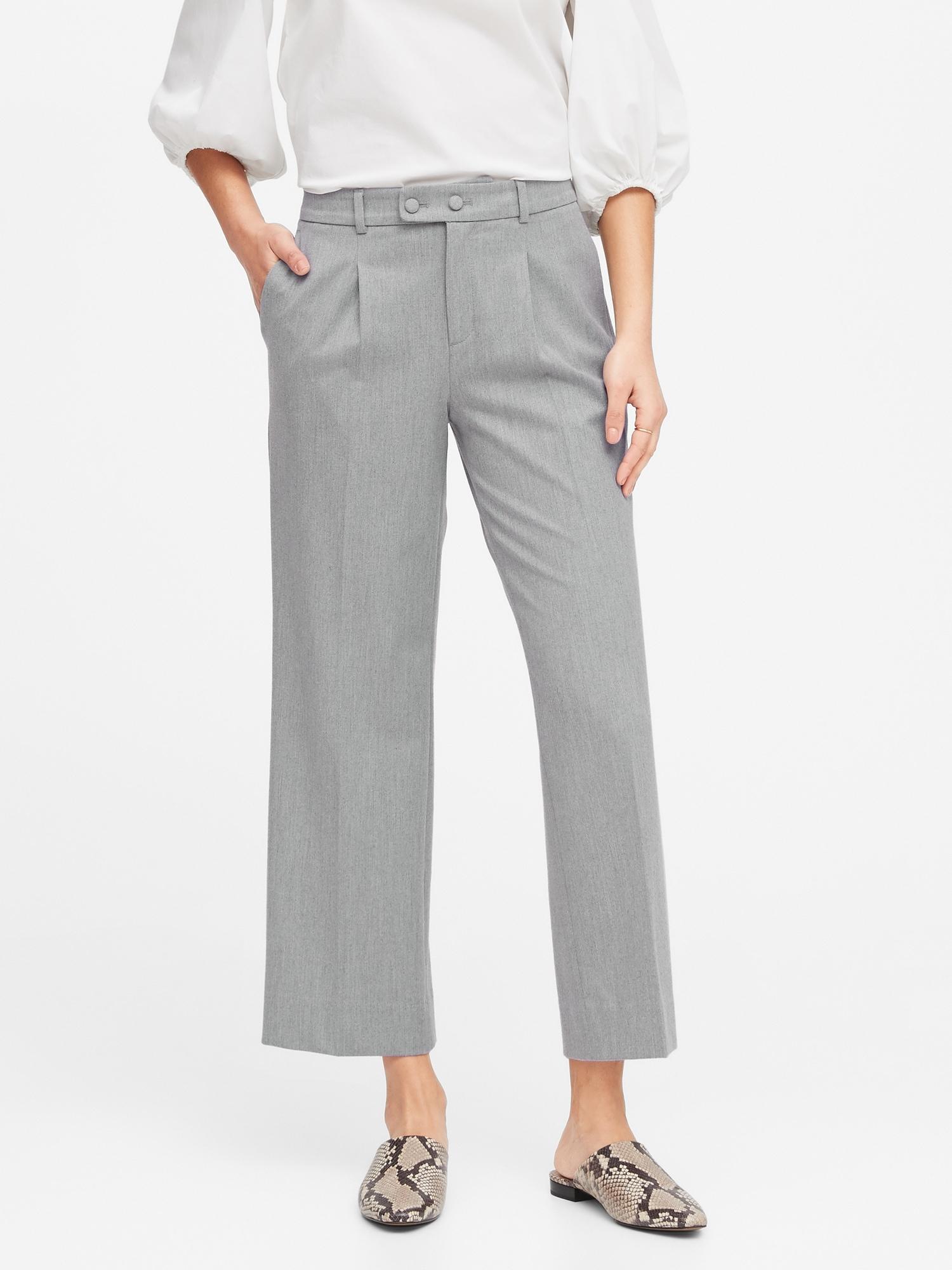 Banana Republic Japan Exclusive Logan Trouser-fit Pleated Cropped Pants ...