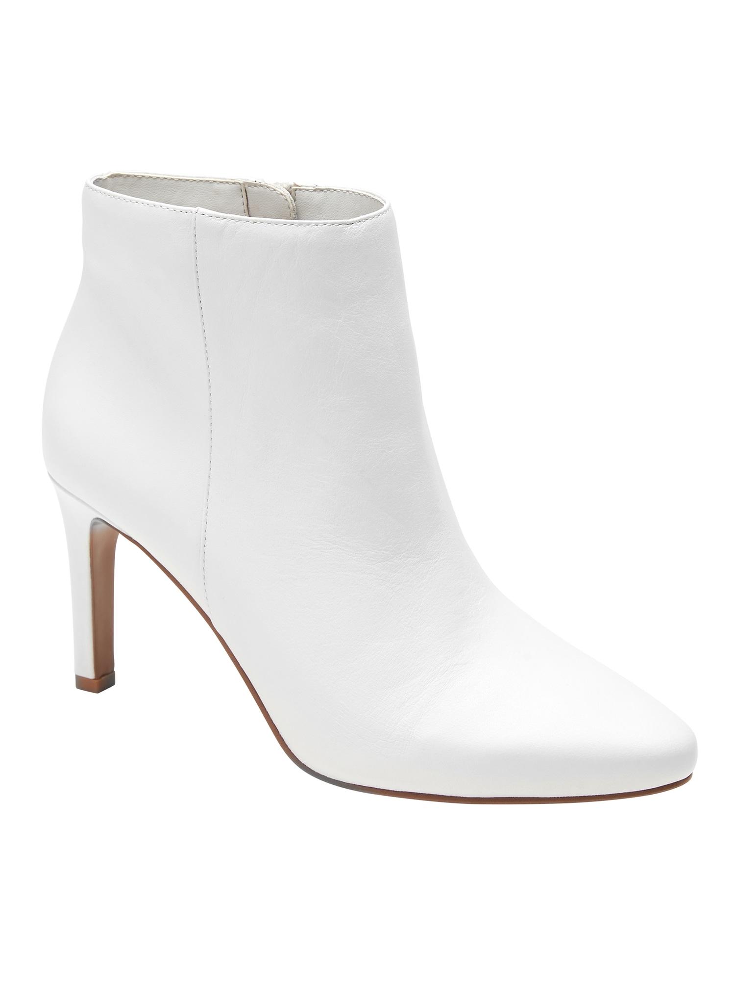 Banana Republic Leather Skinny-heel Ankle Boot in White Leather (White ...