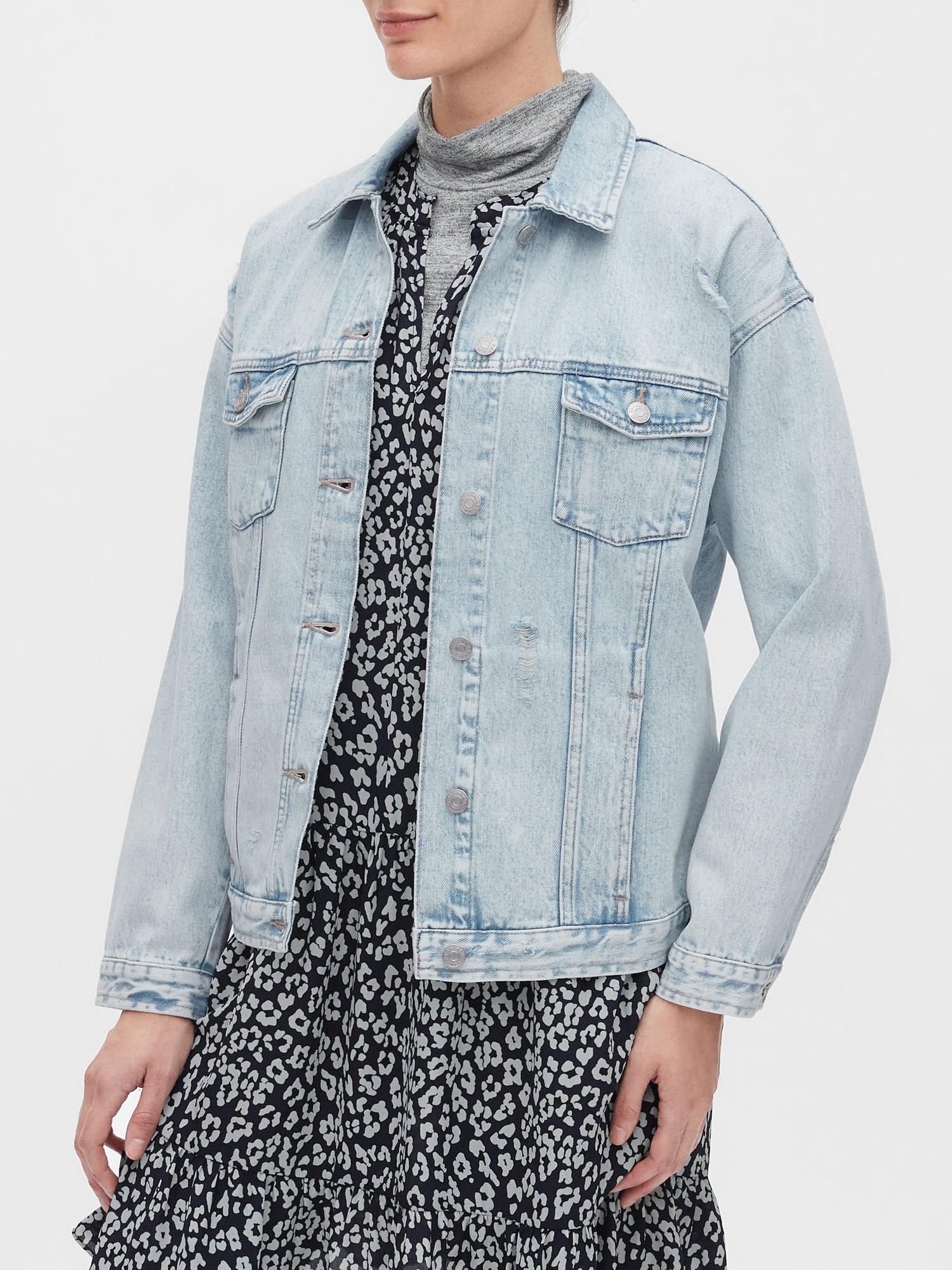 Banana Republic Factory Oversized Light 