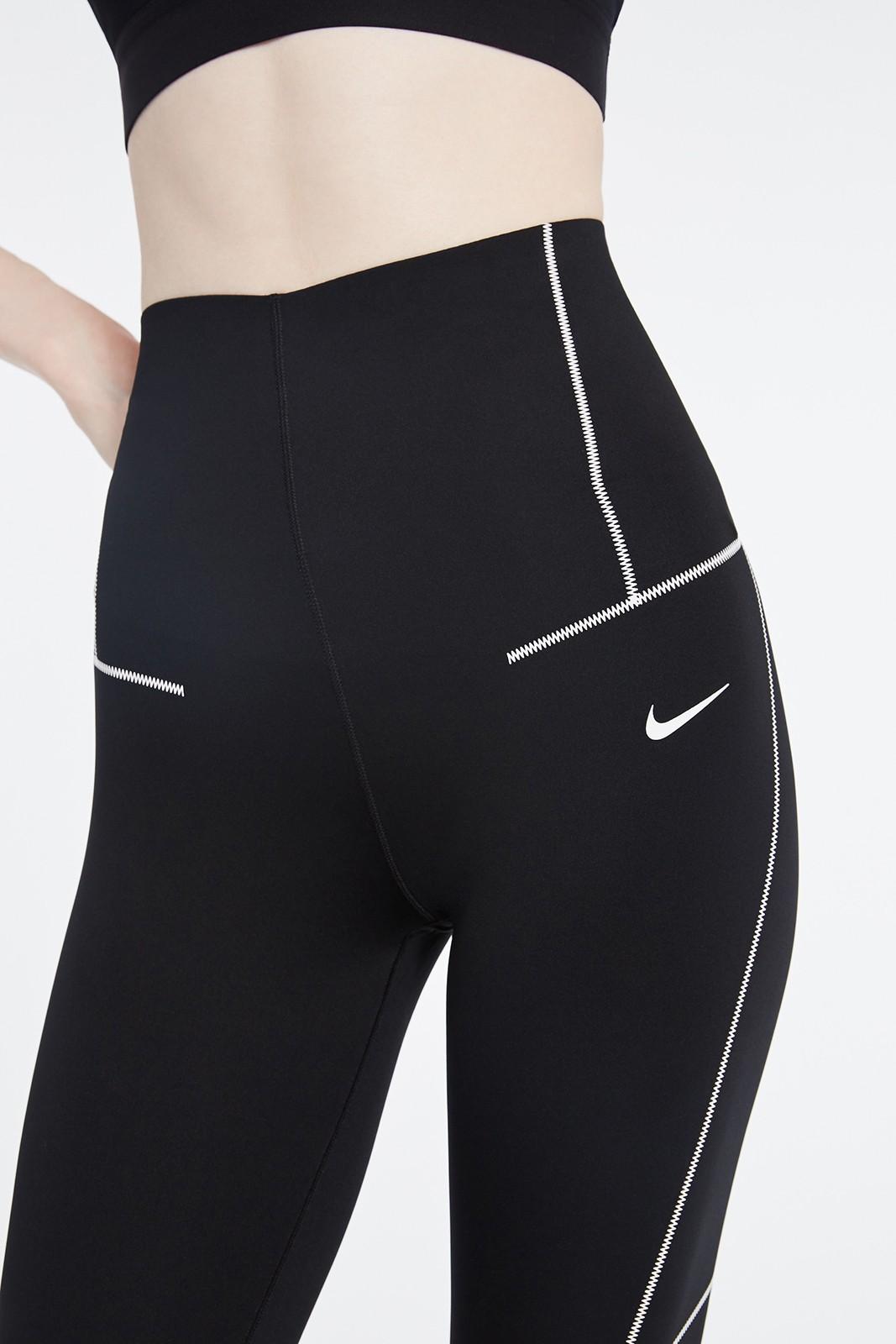 nike zig zag tight